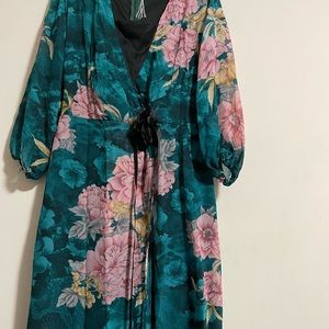 Full sleeves long dress